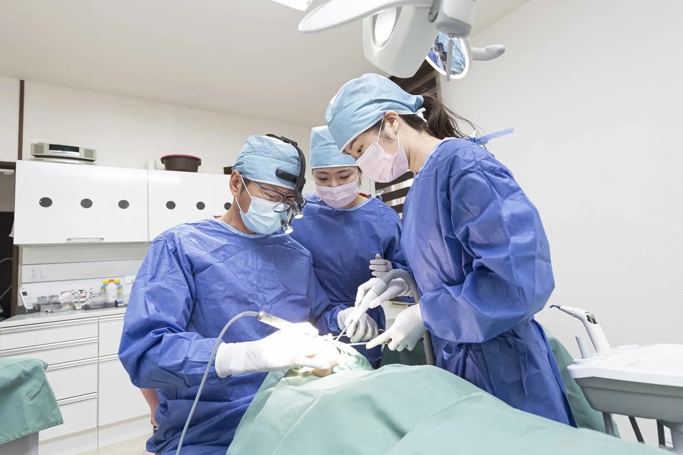 患者様の負担が少なく、安全性が高い治療